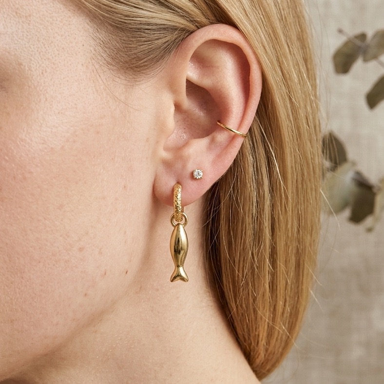 Minimal Fish Hoop Earrings
